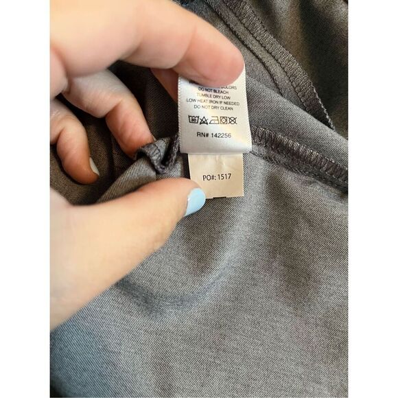 Figs Casma Graphite Gray Short Sleeve Scrub Top Size Medium - Picture 5 of 5